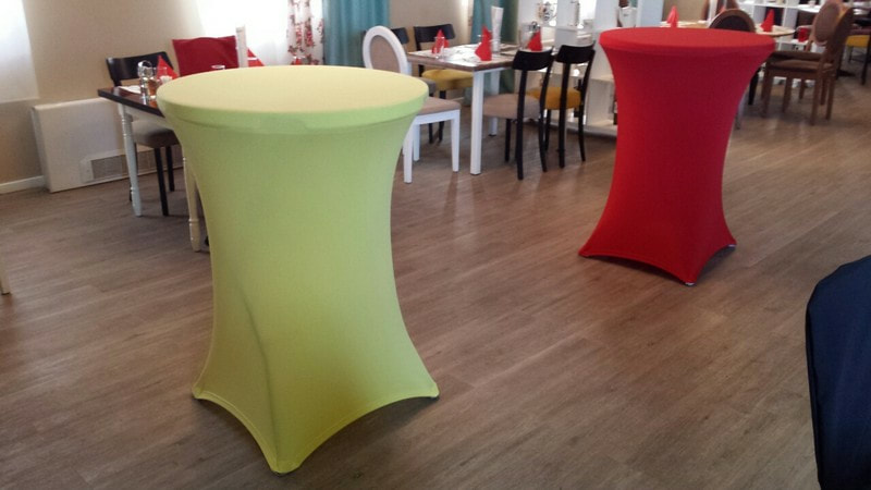 iznajmljivanje barskih stolova u bojama